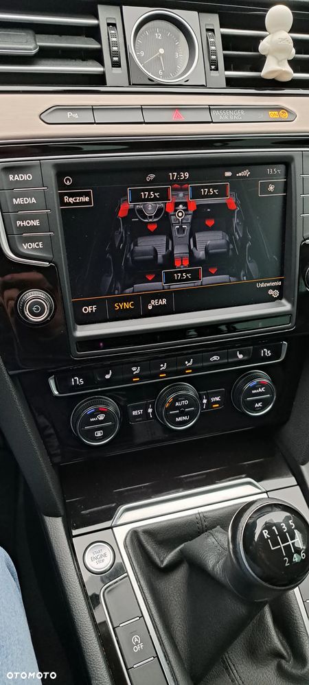 Volkswagen Passat Variant - 34