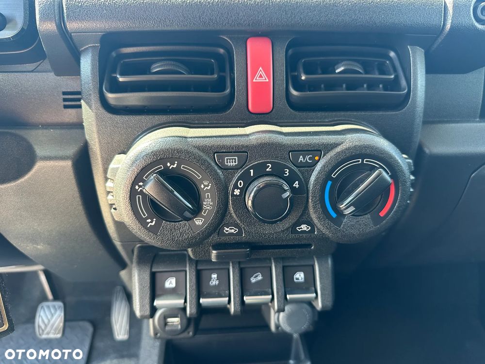 Suzuki Jimny 1.5 Comfort - 15