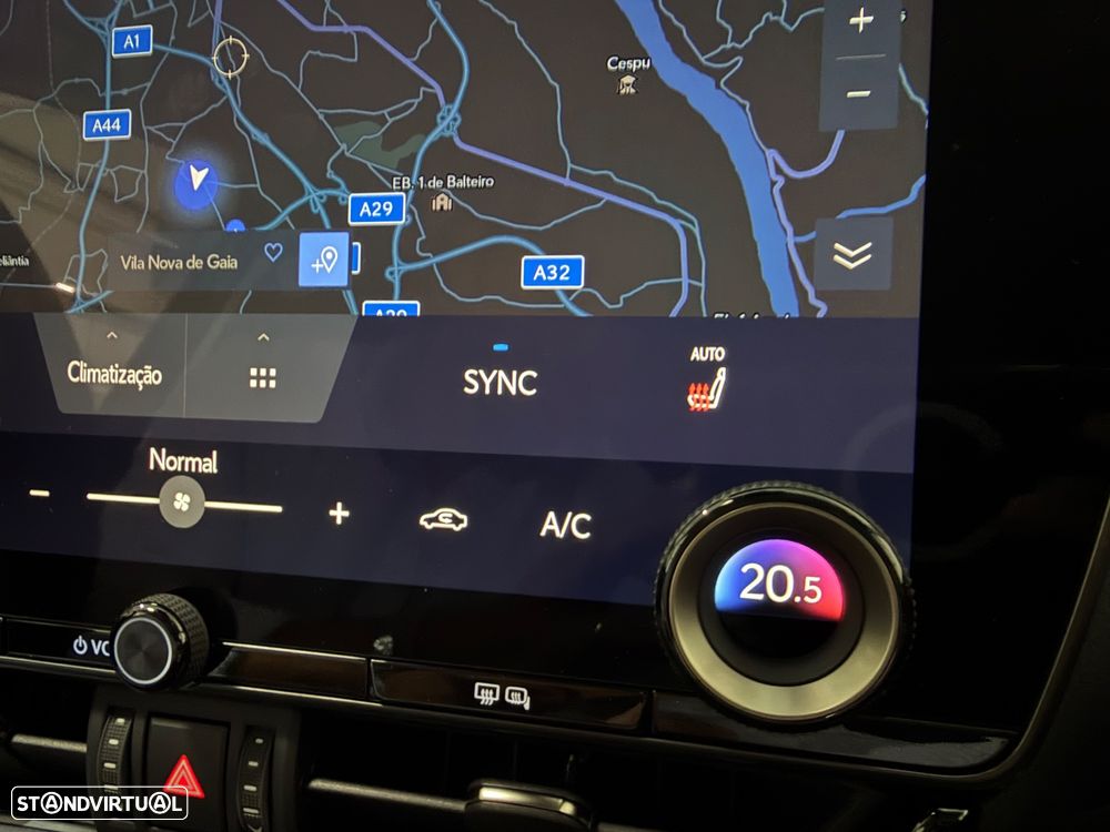 Lexus NX 450h+ Executive - 35
