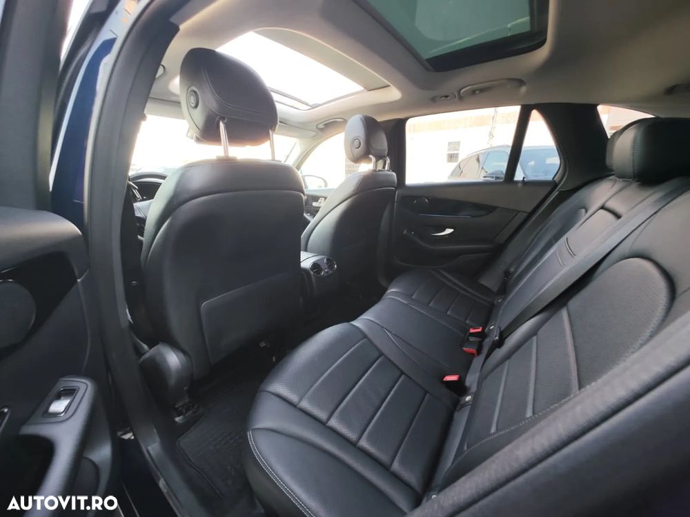 Mercedes-Benz GLC 250 d 4MATIC - 12