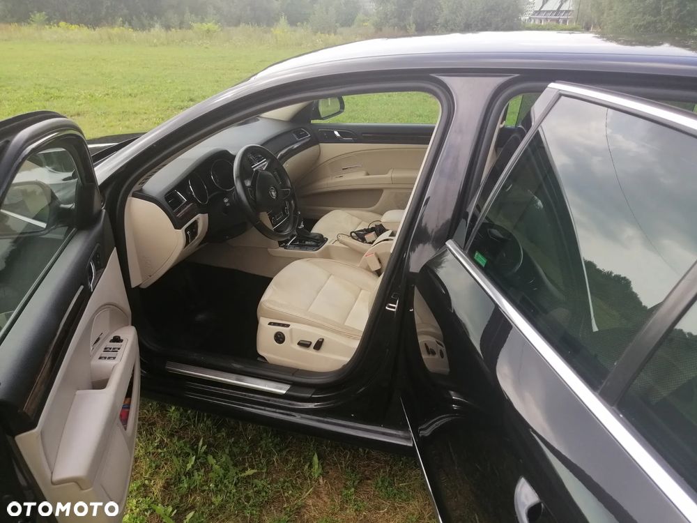 Skoda Superb 2.0 TSI Ambition DSG - 5