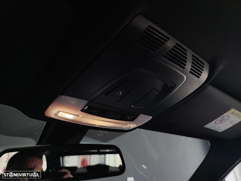 BMW 320 d Pack M Shadow - 54