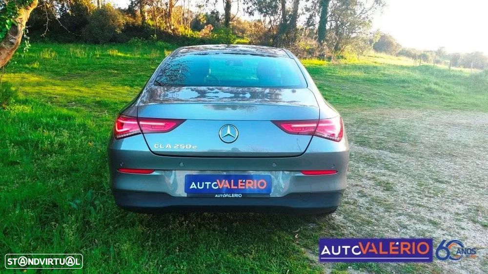 Mercedes-Benz CLA 250 - 4