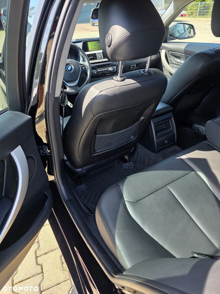 BMW Seria 3 320d xDrive - 20