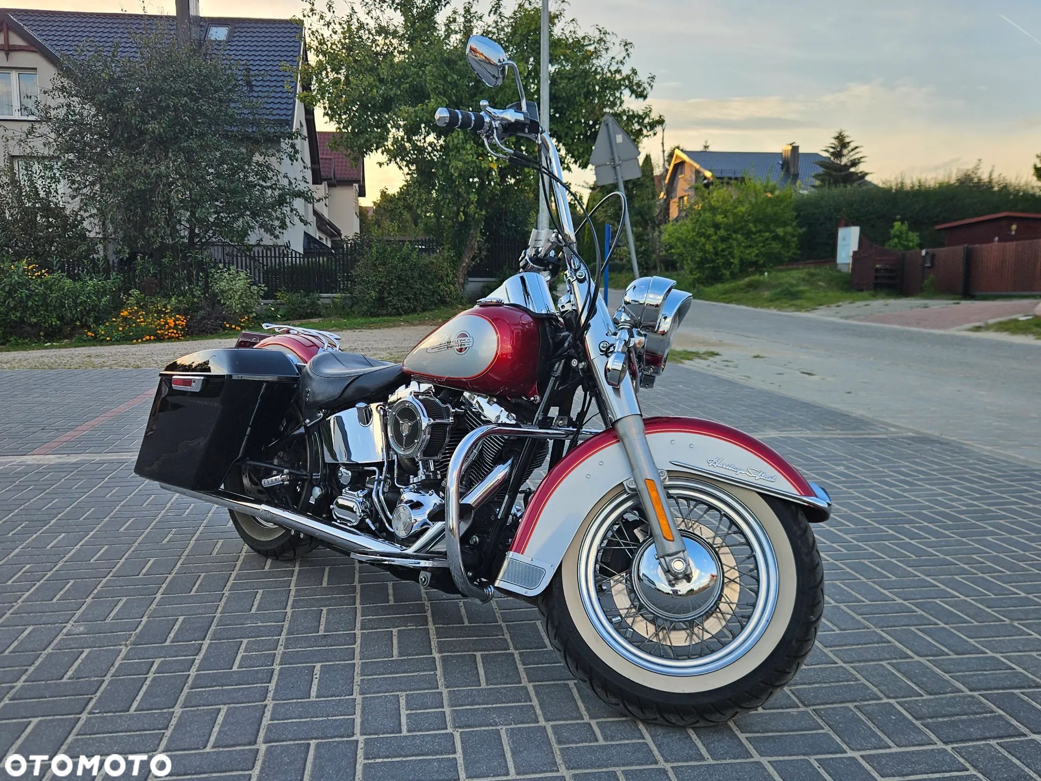 Harley-Davidson Softail Deluxe - 1