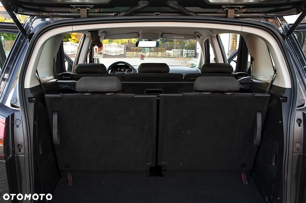 Opel Zafira Tourer 1.4 Turbo Edition - 32