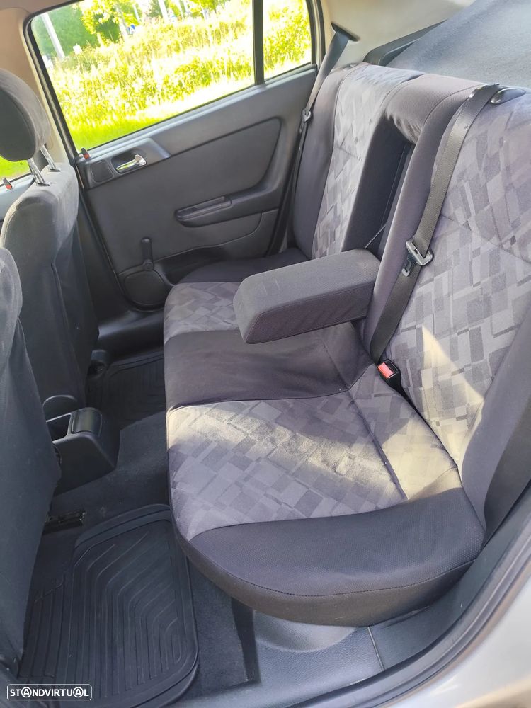 Opel Astra 2.0 Di 100 - 9