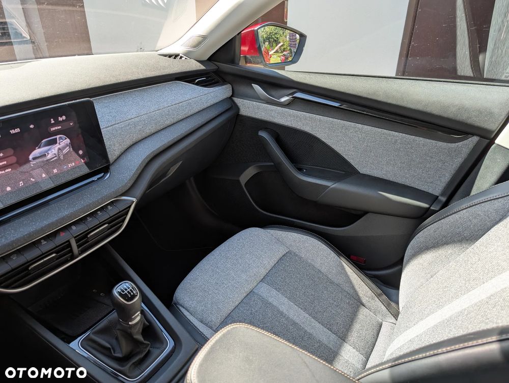 Skoda Octavia 1.5 TSI Selection - 19