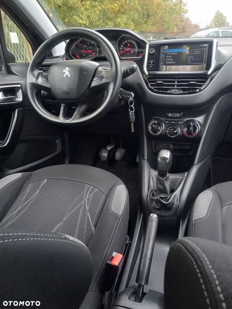 Peugeot 208 1.2 PureTech Active - 5