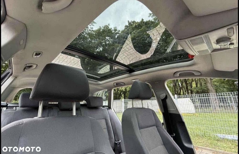 Volkswagen Golf 2.0 TDI Comfortline - 6