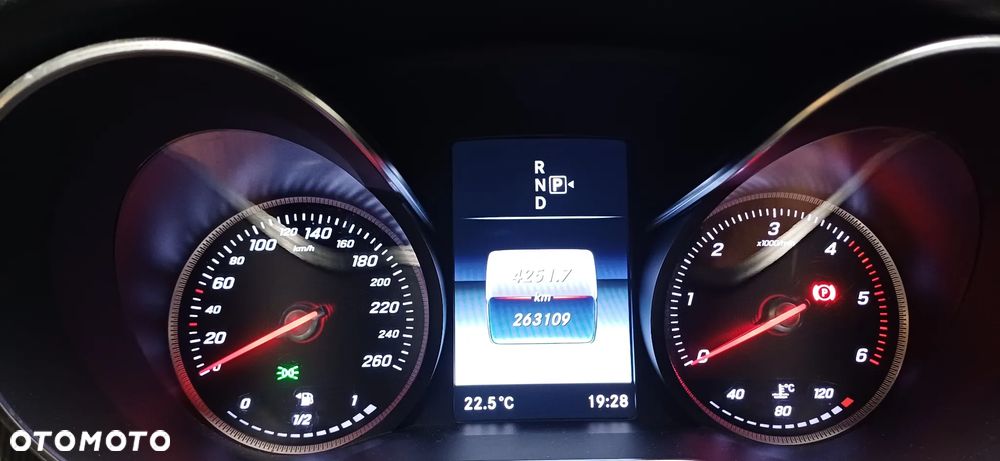 Mercedes-Benz Klasa V 250 (BlueTEC) d Avantgarde 7G-Tronic - 7