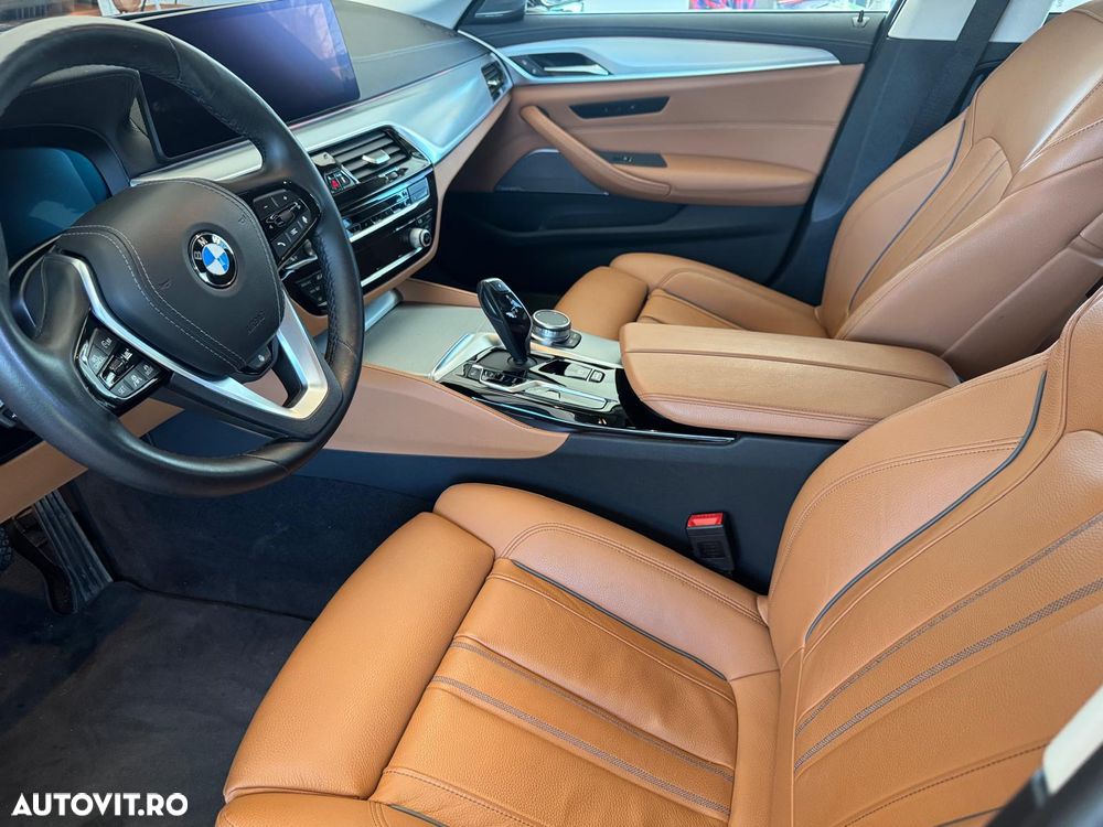 BMW Seria 5 530d xDrive AT MHEV - 8