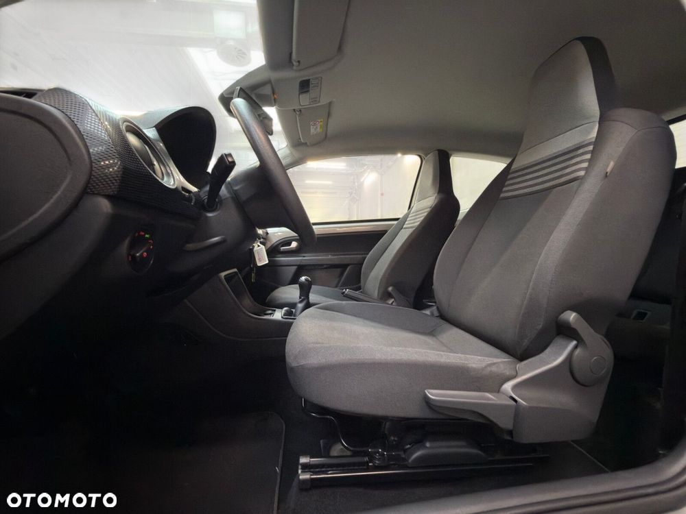Volkswagen up! 1.0 move - 21