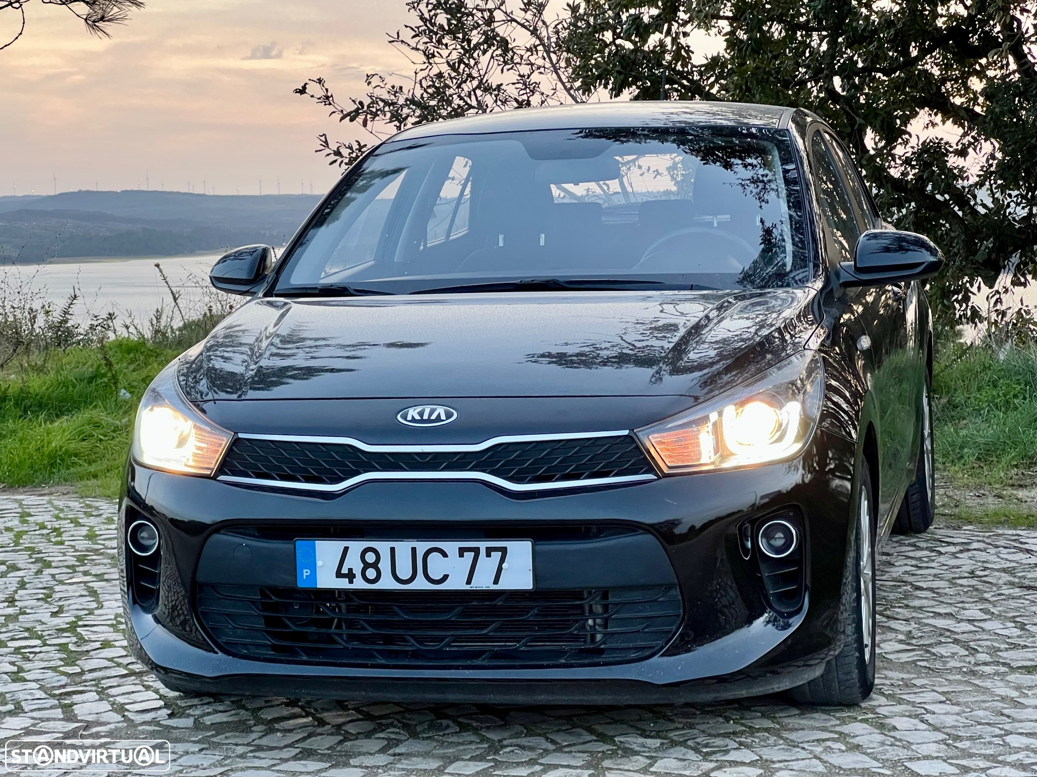 Kia Rio - 4