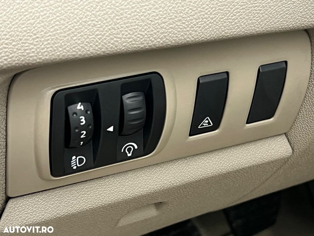 Renault Fluence 1.6 Dynamique - 18