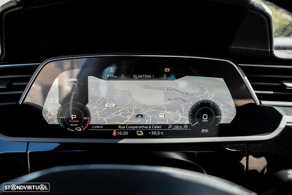 Audi e-tron 50 quattro Advanced - 11