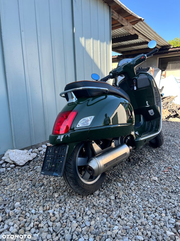 Vespa Grantourismo - 1