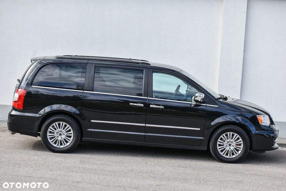 Lancia Voyager 2.8CRD Platinum - 15