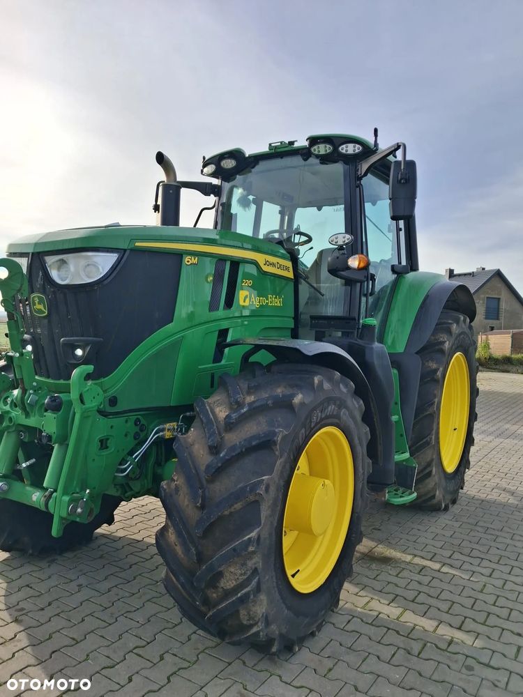 John Deere 6M 220 - 2