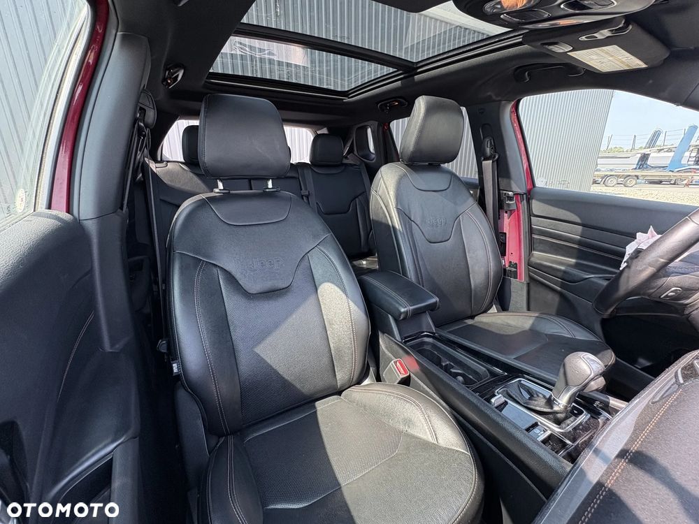 Jeep Compass - 15