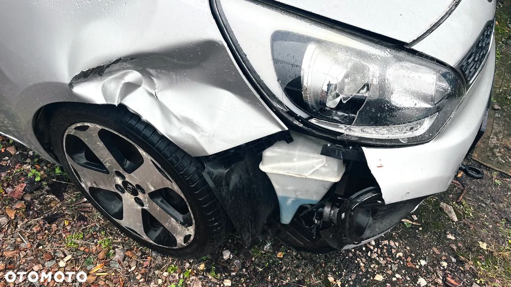 Kia Rio - 8