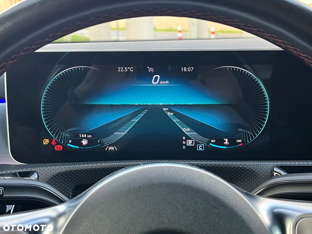 Mercedes-Benz CLA 220 AMG Line 7G-DCT - 22