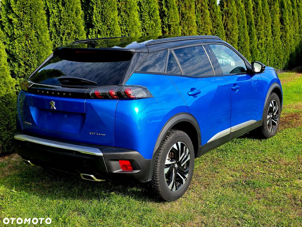 Peugeot 2008 PureTech 130 EAT8 GT - 3