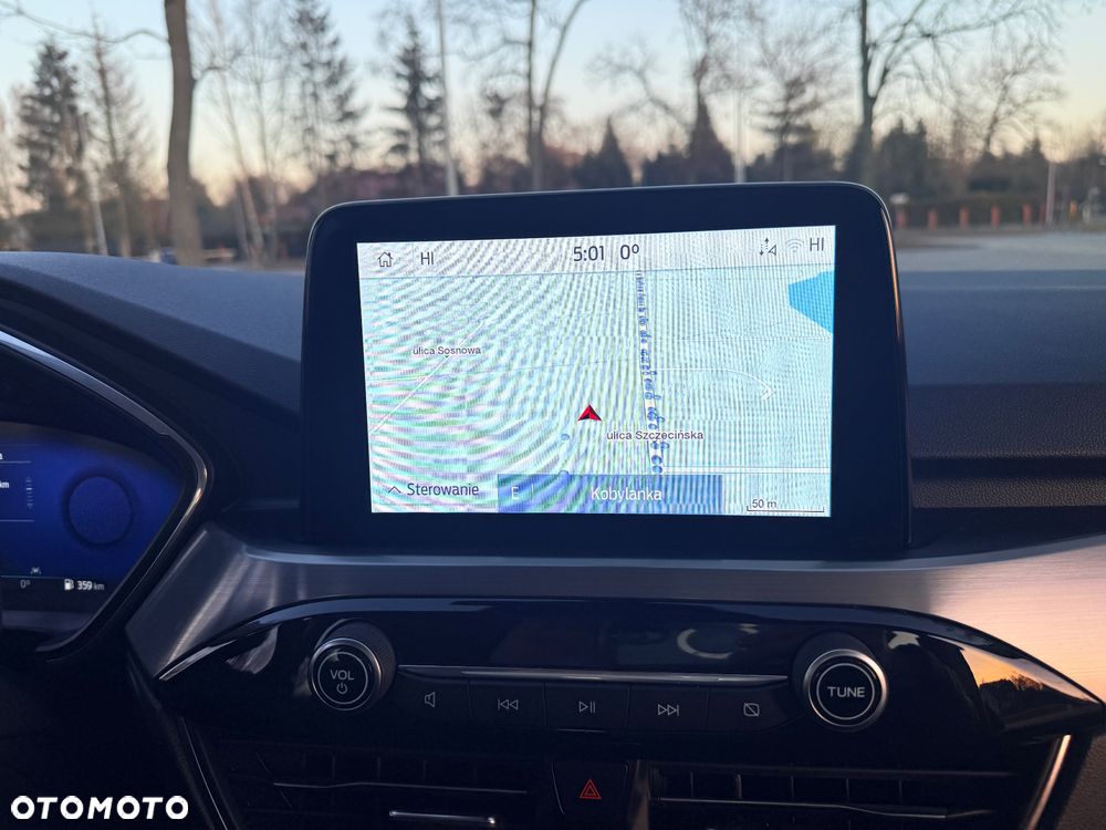 Ford Kuga 1.5 EcoBlue TITANIUM - 12