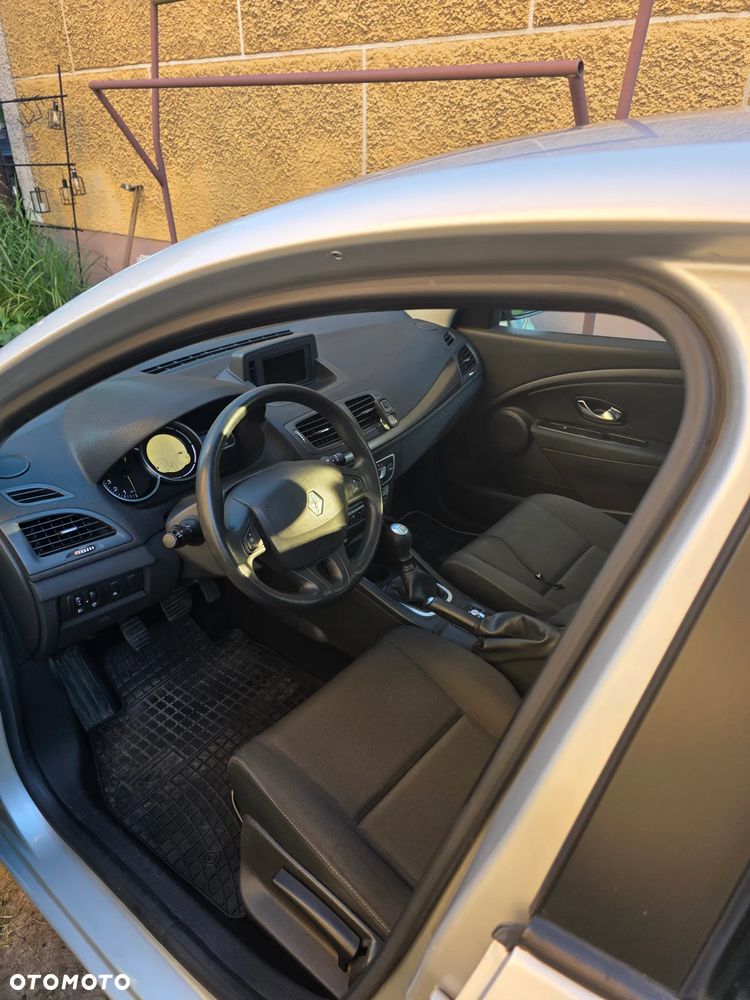 Renault Megane 1.6 16V 110 TomTom Edition - 11