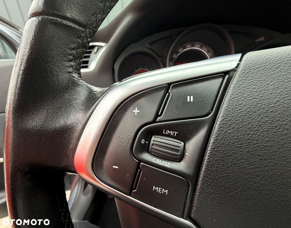 Citroën C4 1.6 VTi Exclusive - 21