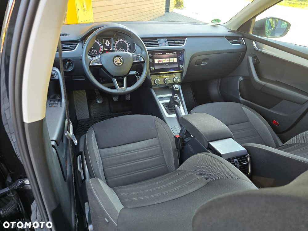 Skoda Octavia 1.6 TDI Premium Edition - 13
