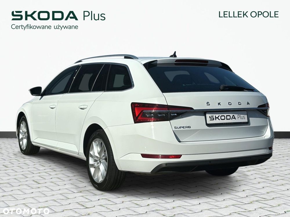 Skoda Superb 2.0 TDI SCR Ambition DSG - 8