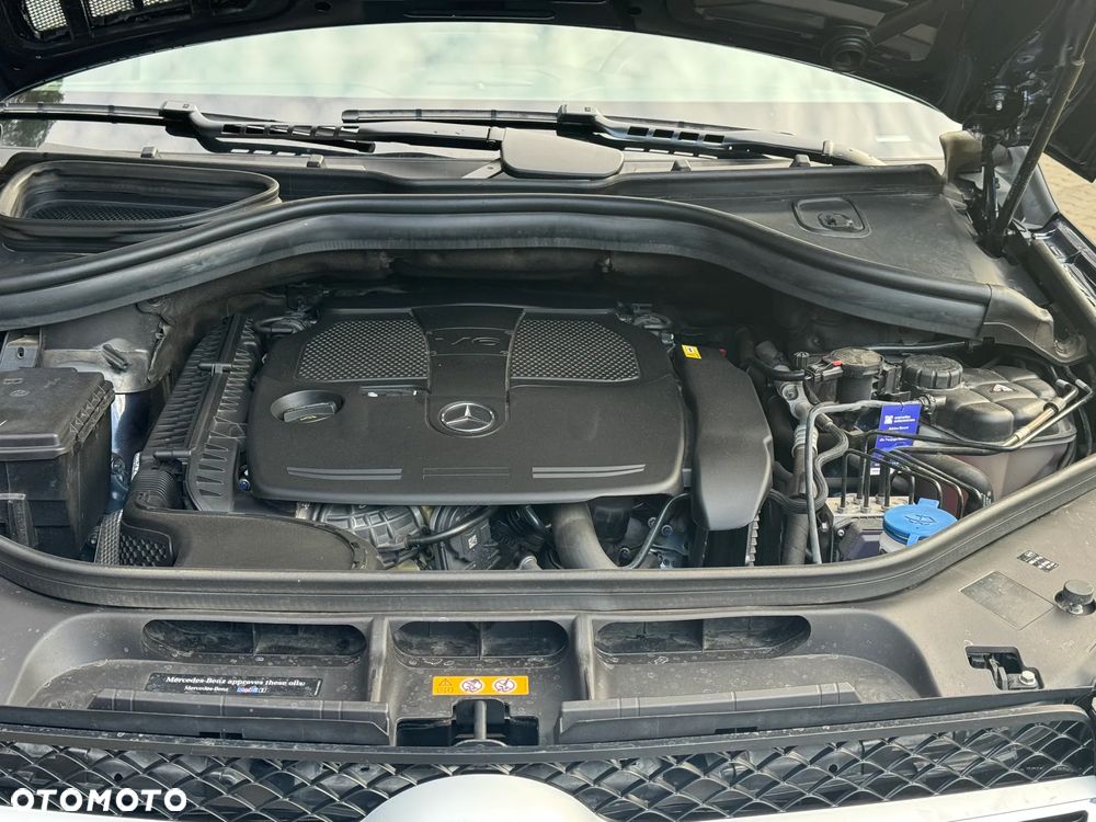 Mercedes-Benz GLE - 22