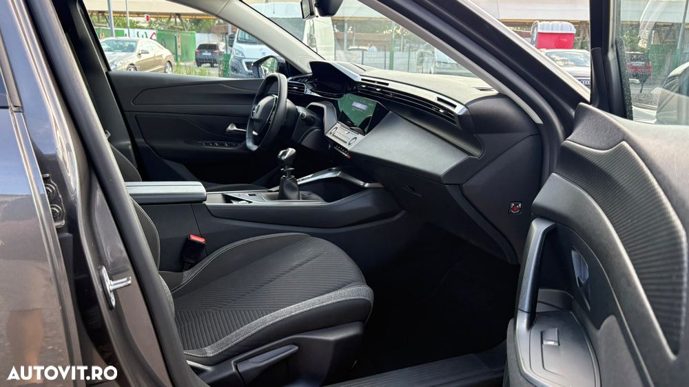 Peugeot 308 - 32