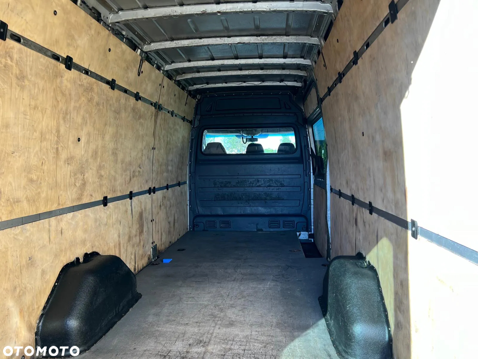 Mercedes-Benz SPRINTER L4H2 - 19