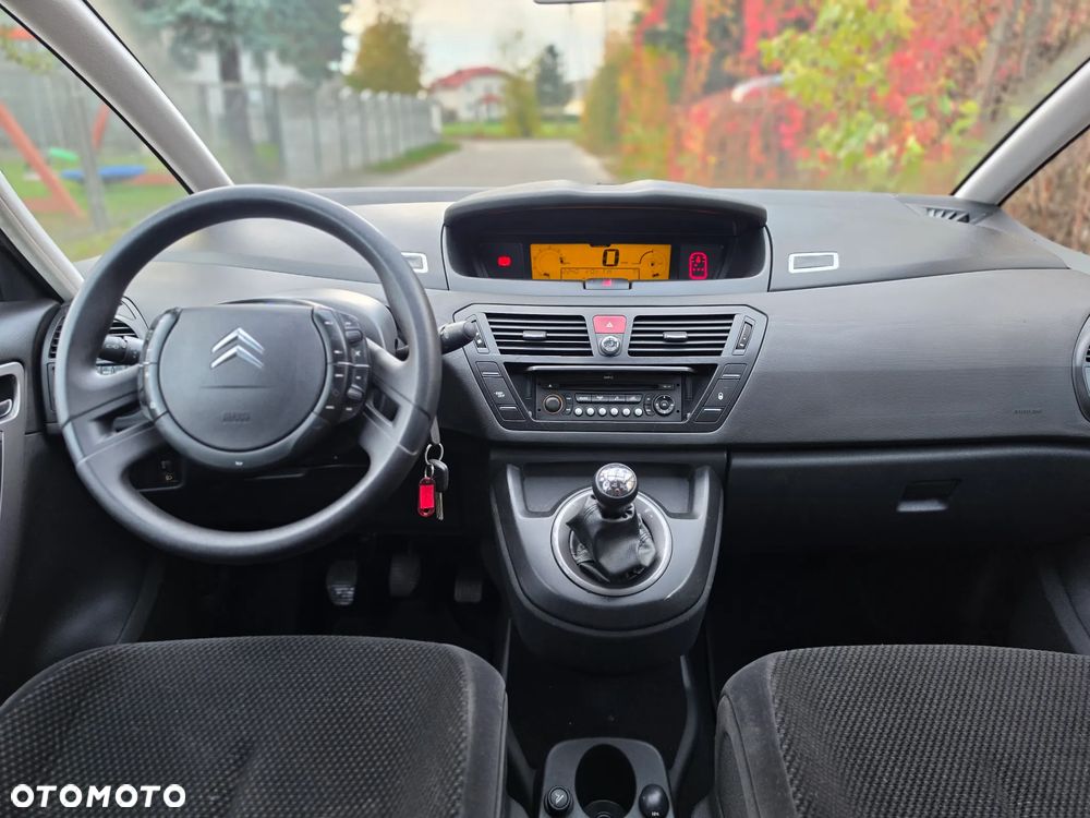 Citroën C4 Picasso - 25