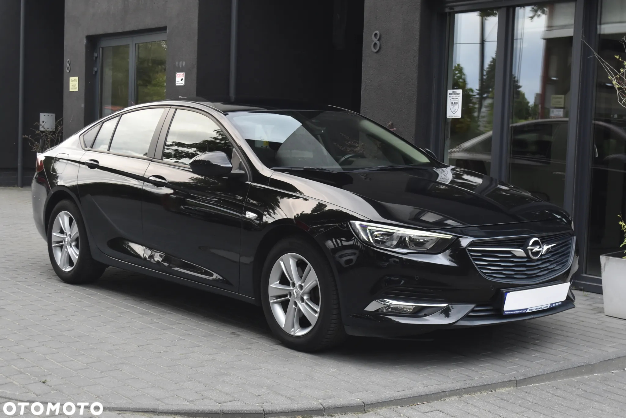 Opel Insignia Grand Sport 1.6 Diesel Automatik Business Edition - 2