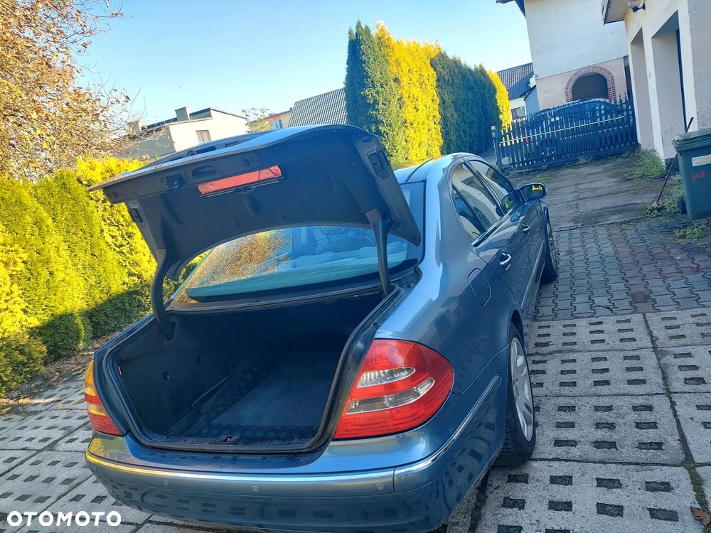 Mercedes-Benz Klasa E - 11