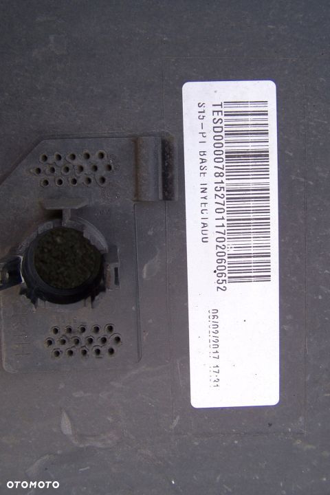 Opel Corsa E zderzak tylny GM 39002839 - 8