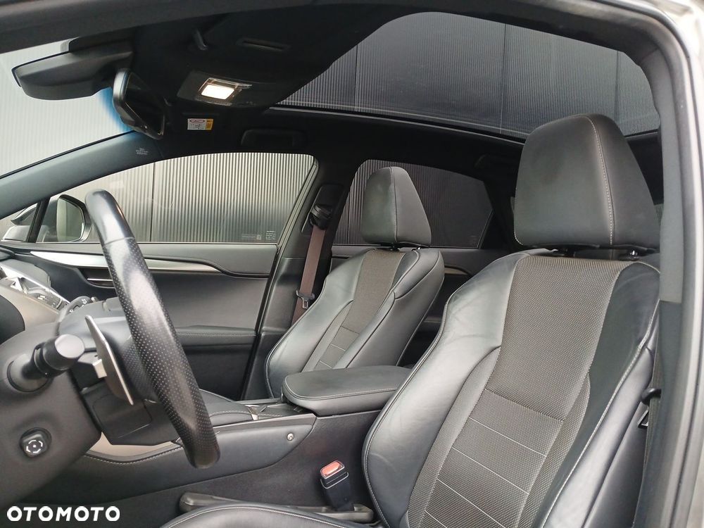 Lexus NX 300 F Sport AWD - 13