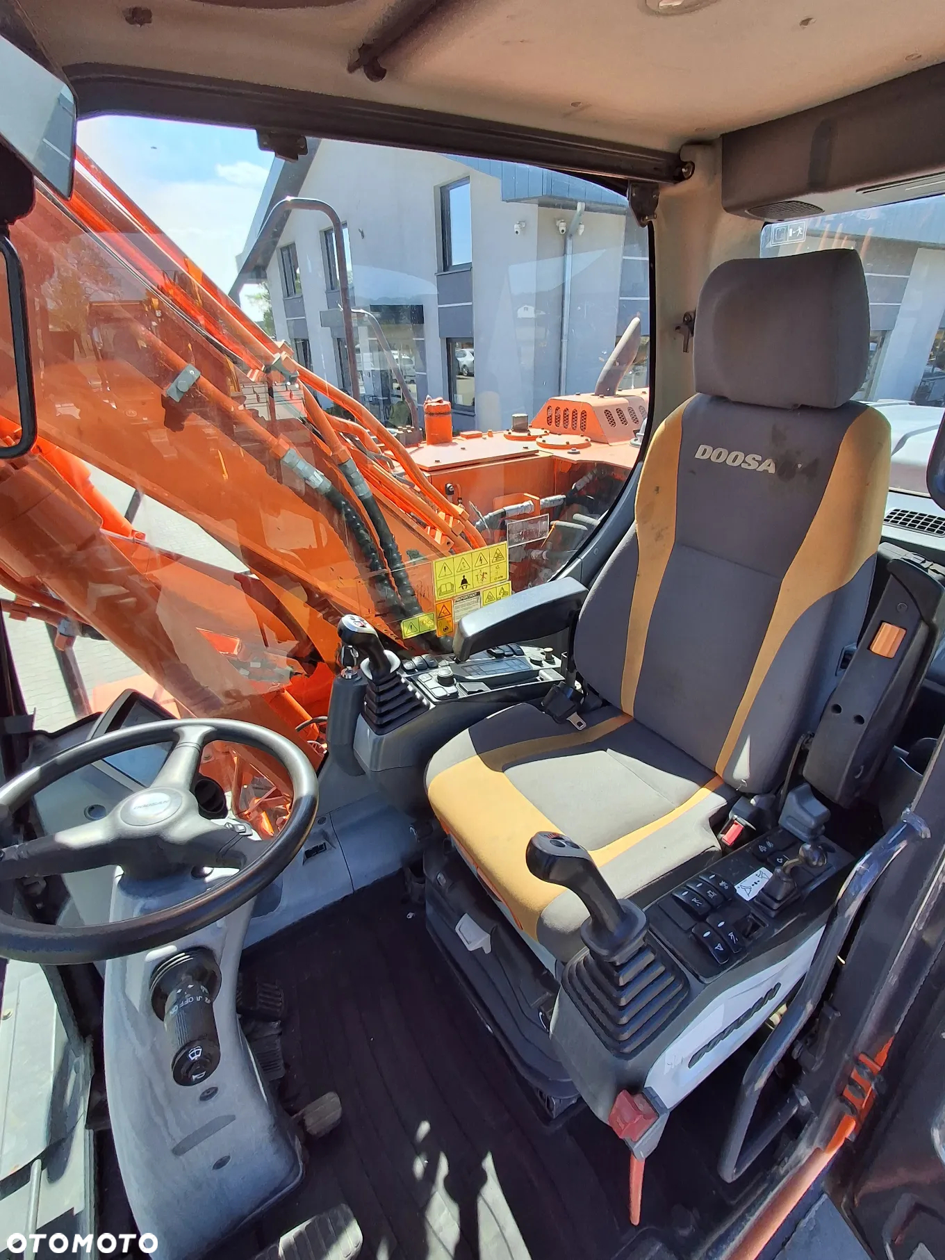 Doosan DX 140 W - 3 - 13