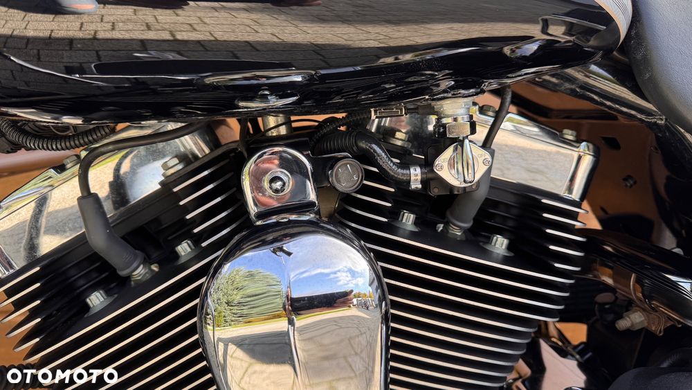 Harley-Davidson Touring Road King - 28