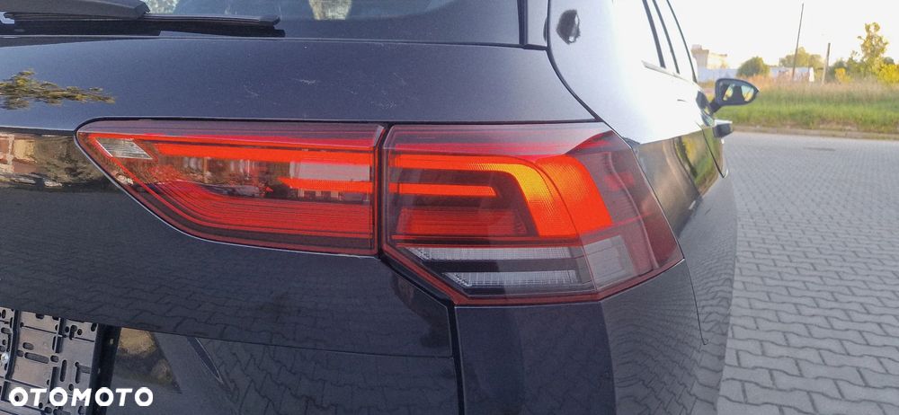 Volkswagen Golf 2.0 TDI SCR DSG R-Line - 39
