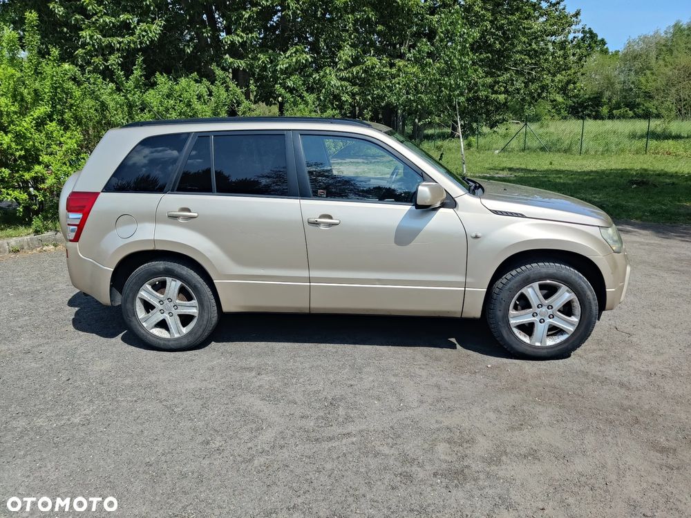 Suzuki Grand Vitara 2.0 De luxe - 3