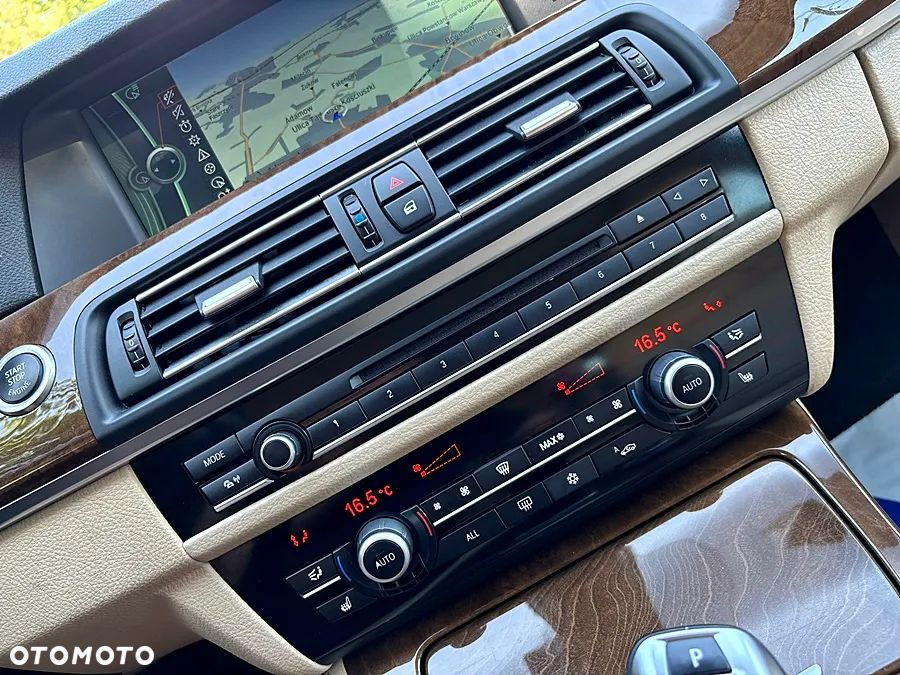 BMW Seria 5 520d - 37