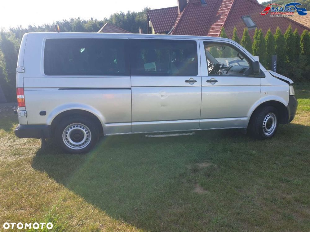 Volkswagen T5 LONG 9 OSÓB Z WINDĄ DLA NIEPEŁONSPRAWNYCH - 17