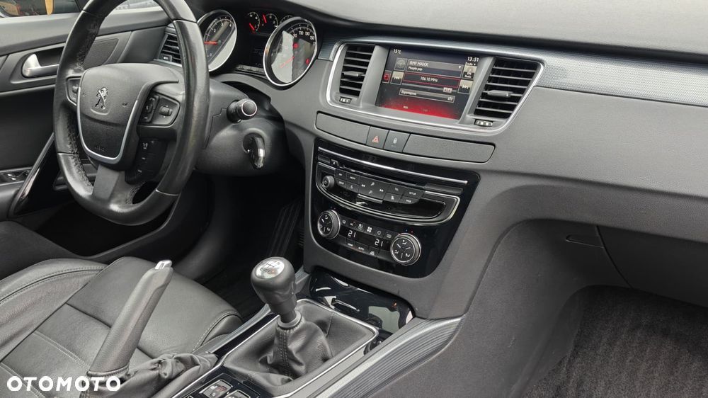 Peugeot 508 1.6 e-THP Allure S&S - 13