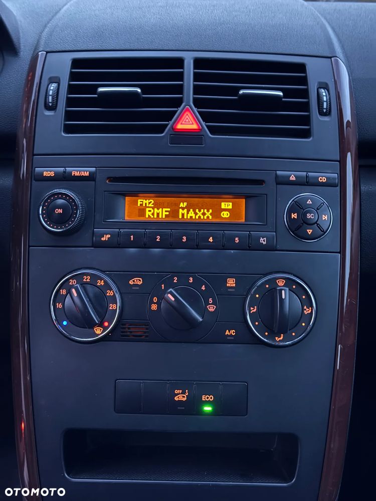 Mercedes-Benz Klasa A 160 BlueEfficiency - 9