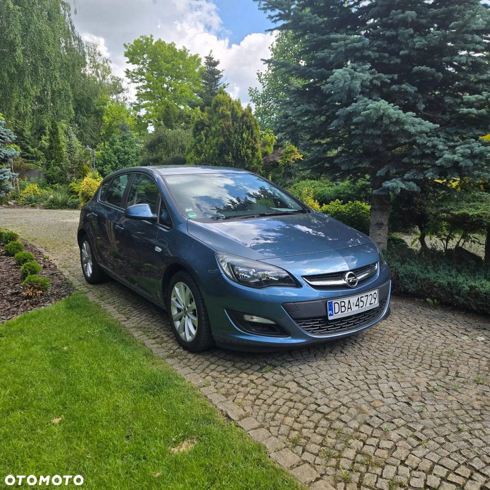 Opel Astra 1.4 Turbo - 1