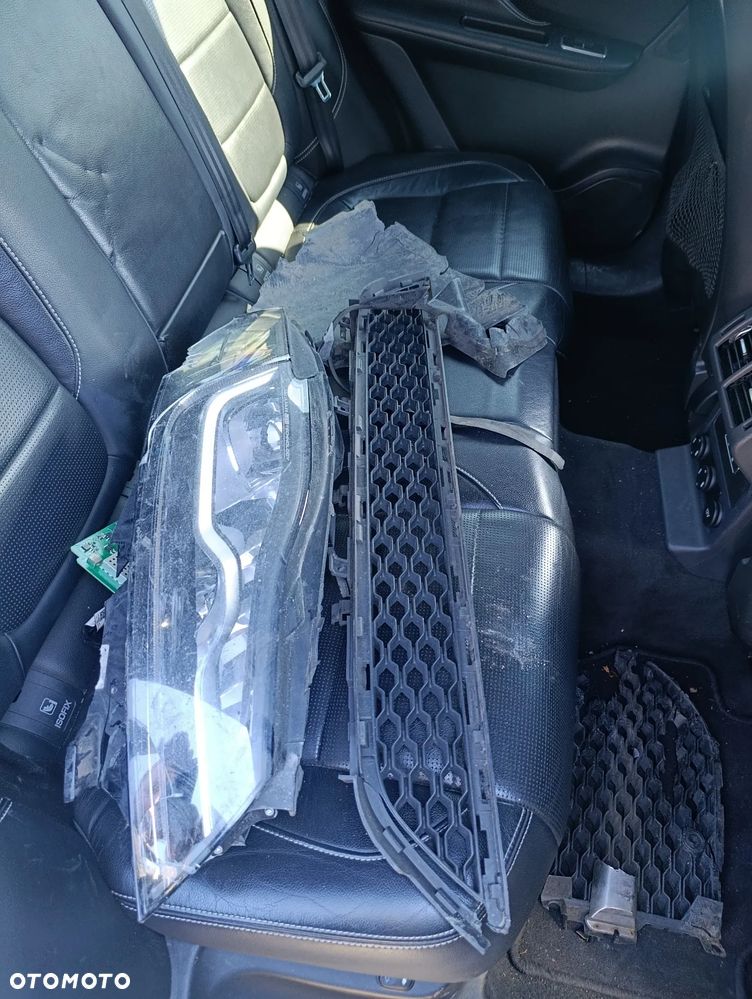 Jaguar F-Pace D300 AWD R-Dynamic SE - 17